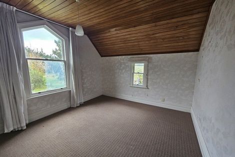 Photo of property in 74 Riverbank Road, Inch Clutha, Kaitangata, 9281