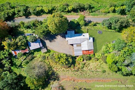 Photo of property in 822 Motukawa Road, Tarata, Inglewood, 4387