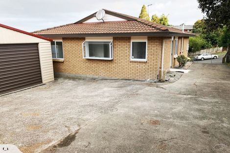 Photo of property in 11 Kearney Place, Massey, Auckland, 0614