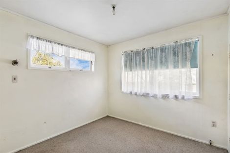 Photo of property in 10 Pax Avenue, Forrest Hill, Auckland, 0620