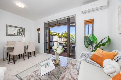 Photo of property in The Grange, 99/92 Bush Road, Albany, Auckland, 0632