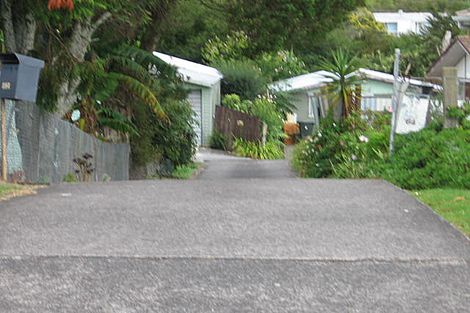 Photo of property in 62 Harmel Road, Glendene, Auckland, 0602
