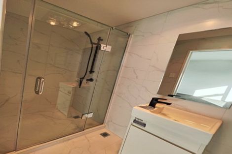 Photo of property in 9/13 Grove Lane, Pakuranga, Auckland, 2010