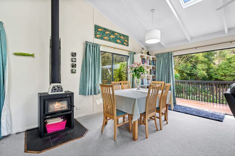 Photo of property in 29 Tahunatapu Road, Parua Bay, Whangarei, 0174