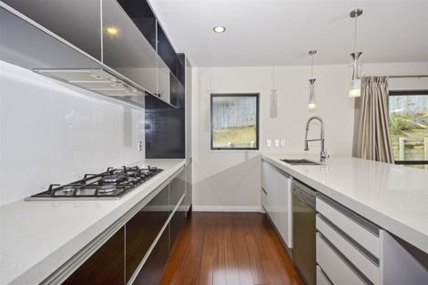 Photo of property in 99 Laurel Oak Drive, Schnapper Rock, Auckland, 0632