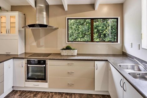 Photo of property in 225 Staithes Drive South, Whitby, Porirua, 5024