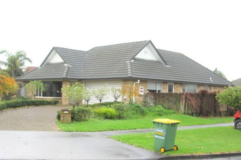 Photo of property in 2/12 Nakhle Place, Manurewa, Auckland, 2105