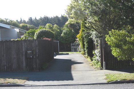 Photo of property in 2/45 Valecrest Avenue, Parklands, Christchurch, 8083