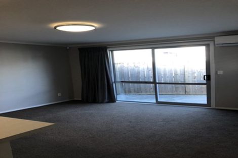 Photo of property in 27u2 Jones Crescent, Melville, Hamilton, 3206