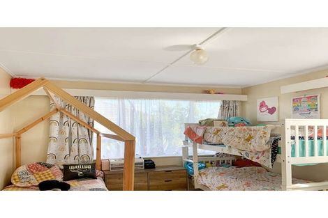 Photo of property in 49 Goldsmith Crescent, Levin, 5510