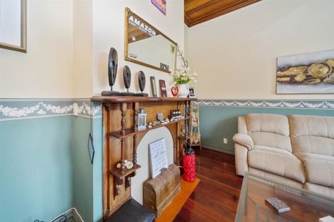 Photo of property in 46 Vogel Street, Hawera, 4610