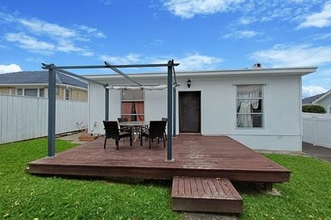 Photo of property in 29 Rosier Road, Glen Eden, Auckland, 0602