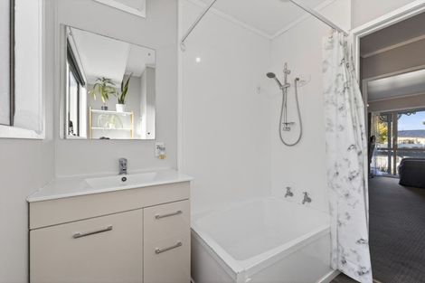 Photo of property in 1 Coventry Road, Melville, Hamilton, 3206