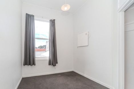 Photo of property in 24 Luxford Street, Berhampore, Wellington, 6023