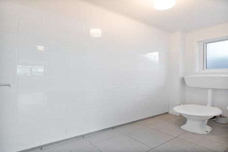 Photo of property in 45 Cron Avenue, Te Atatu South, Auckland, 0610