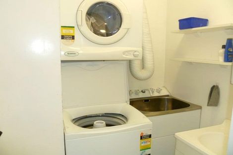 Photo of property in 1f4 Harland Street, Brooklyn, Wellington, 6021