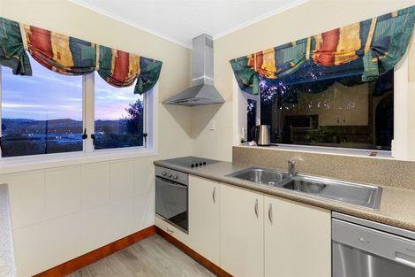 Photo of property in 17 Waiho Terrace, Elsdon, Porirua, 5022