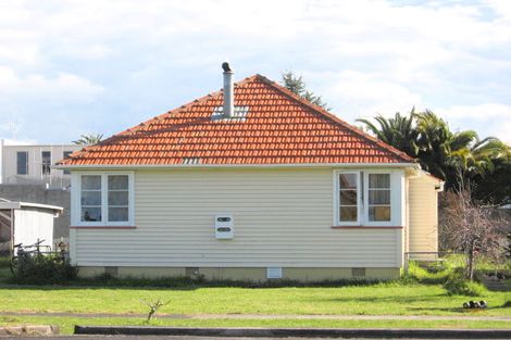 Photo of property in 203 Mackay Street, Thames, 3500