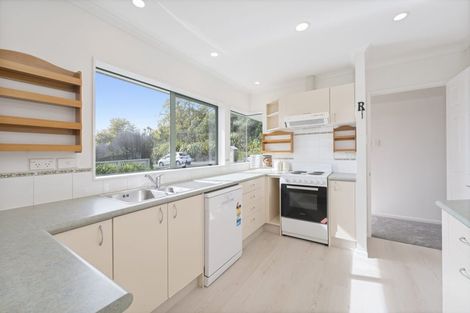 Photo of property in 29 Carling Avenue, Massey, Auckland, 0614