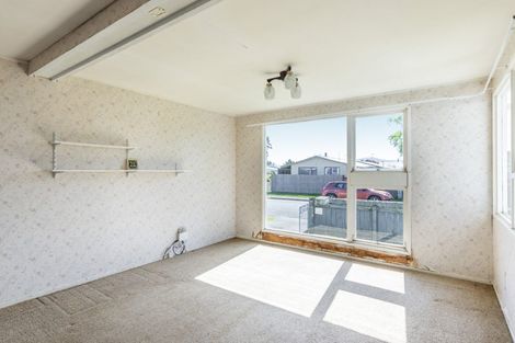 Photo of property in 24 Makarini Street, Paraparaumu, 5032