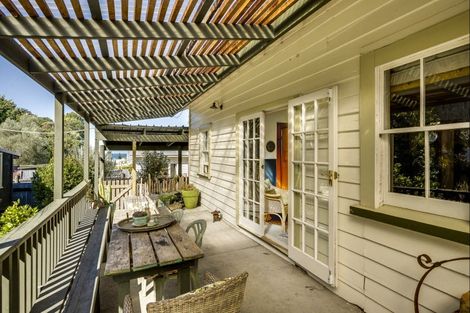 Photo of property in 47 Shakespeare Road, Bluff Hill, Napier, 4110