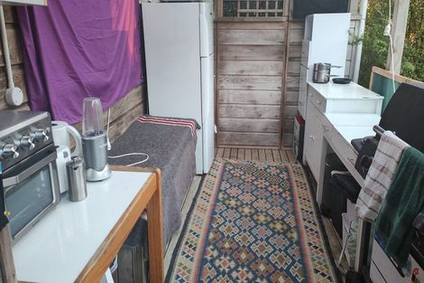 Photo of property in 126 Lone Kauri Road, Karekare, Auckland, 0772