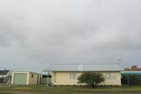 Photo of property in 2/51 Tait Drive, Greenmeadows, Napier, 4112