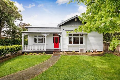 Photo of property in 294 Grey Street, Palmerston North, 4414