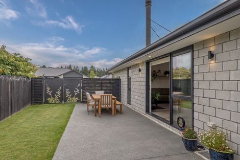 Photo of property in 2 Gleniffer Place, Methven, 7730