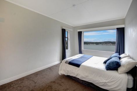 Photo of property in 2 Doon Street, Vauxhall, Dunedin, 9013