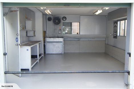 Photo of property in 4 Myrtle Crescent, Mount Cook, Wellington, 6021