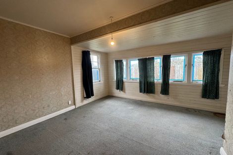 Photo of property in 3 Taupata Street, Castlecliff, Whanganui, 4501