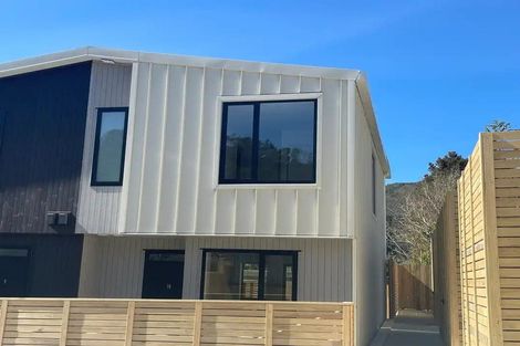 Photo of property in 71 Raukawa Street, Strathmore Park, Wellington, 6022