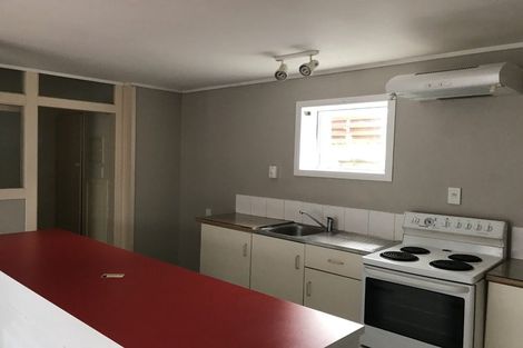 Photo of property in 478 Don Buck Road, Massey, Auckland, 0614