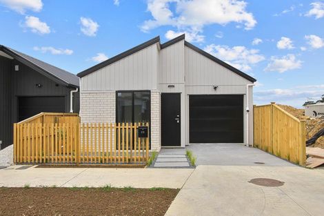 Photo of property in 68 Puwha Street, Massey, Auckland, 0614