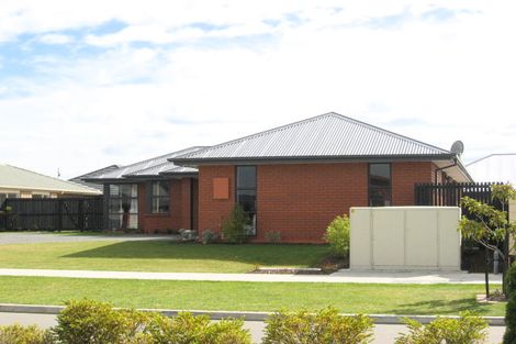 Photo of property in 17 Magnolia Boulevard, Kaiapoi, 7630