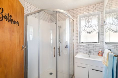 Photo of property in 12 Carters Road, Aranui, Christchurch, 8061