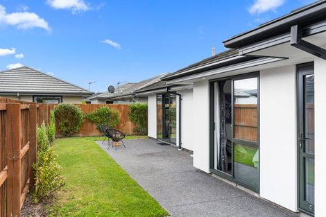 Photo of property in 40 Packard Crescent, Halswell, Christchurch, 8025