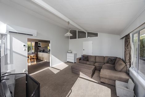 Photo of property in 128 Perth Street, Holmes Hill, Oamaru, 9401