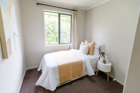 Photo of property in 112 Saint James Drive, Huntington, Hamilton, 3210