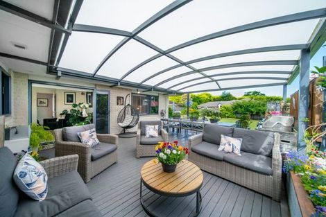 Photo of property in 3 Mull Place, Wattle Downs, Auckland, 2103