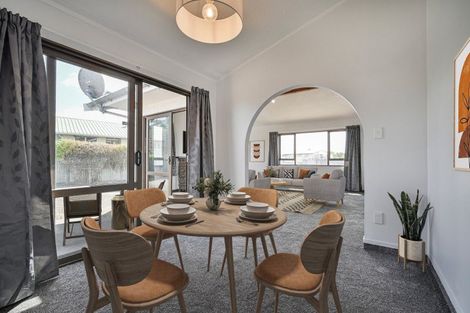 Photo of property in 13 Kingsley Drive, Flaxmere, Hastings, 4120