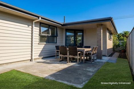 Photo of property in 1 Long Melford Road, Awapuni, Palmerston North, 4412