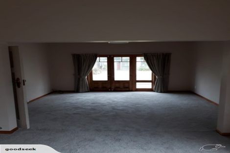 Photo of property in 103 Freyberg Street, Lyall Bay, Wellington, 6022