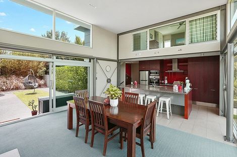 Photo of property in 6b Highfield Place, Highlands Park, New Plymouth, 4312