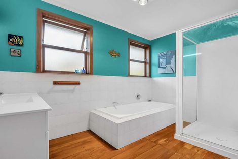 Photo of property in 2 Davidson Street, Glenholme, Rotorua, 3010