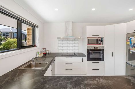 Photo of property in 16a Clydesdale Drive, Holmes Hill, Oamaru, 9401