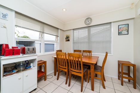 Photo of property in 26 Cargill Avenue, Feilding, 4702