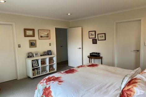 Photo of property in 32 Carroll Place, Owhata, Rotorua, 3010