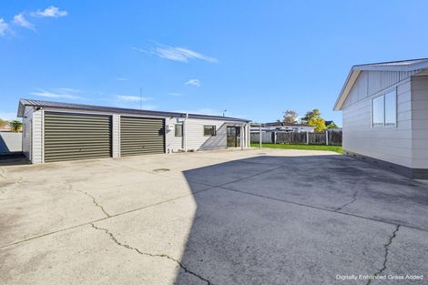 Photo of property in 26 Cumberland Place, Kelvin Grove, Palmerston North, 4414